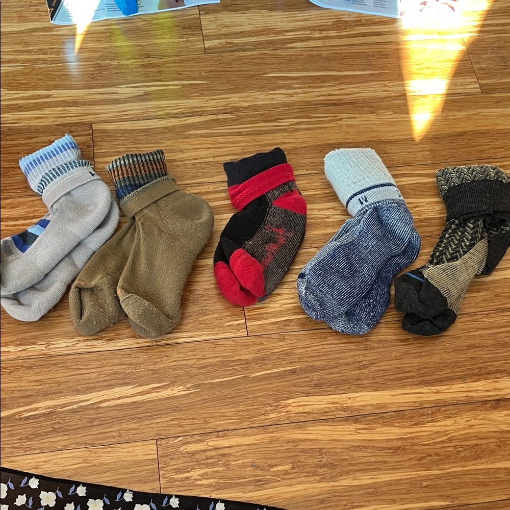 Kids’ assorted merino wool socks